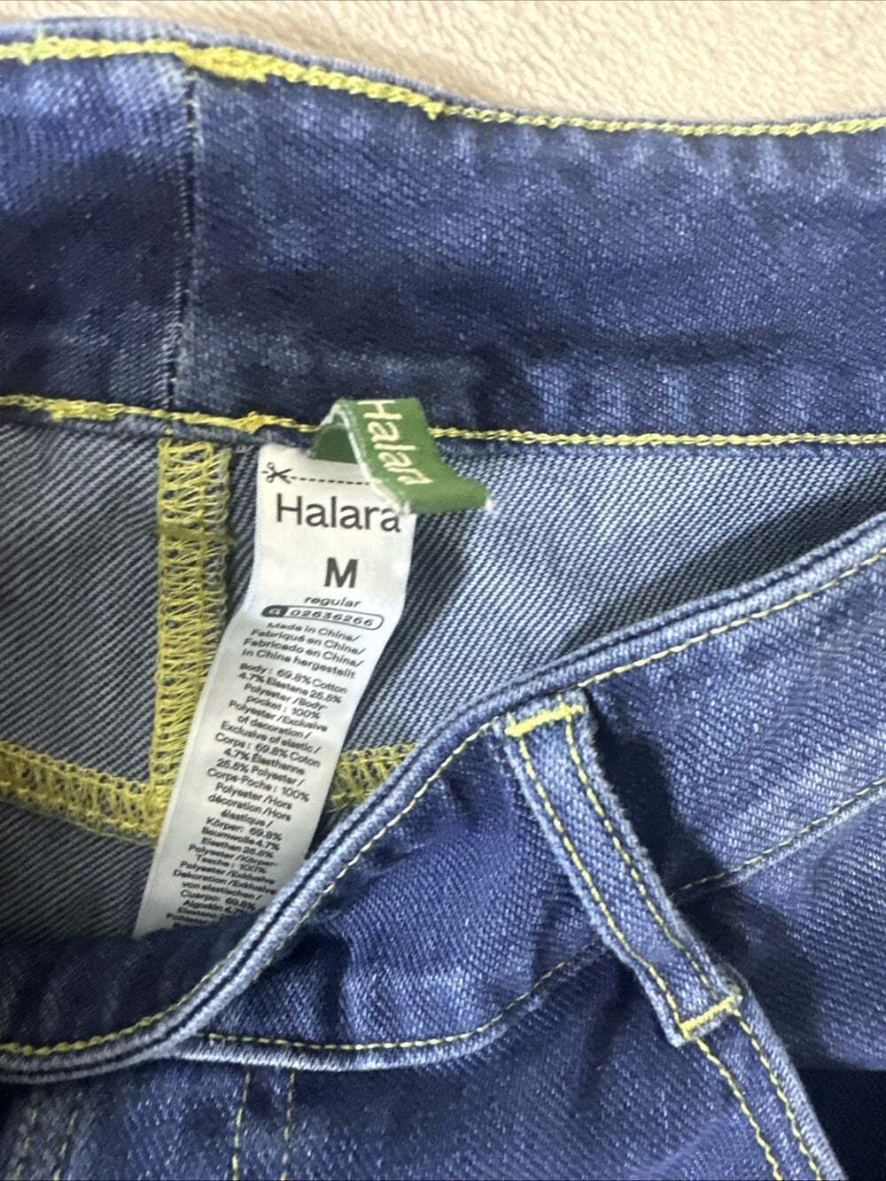 Halara Women’s Size M Regular Medium Wash Stretch Straight Leg Denim Jeans - Picture 5 of 8